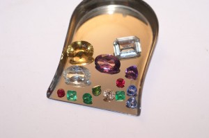 ASSORTIMENT-DE-PIERRES-FINE