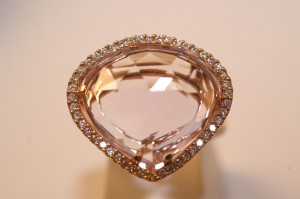 Bague-or-rose-améthyste-rose