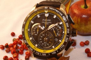 Chrono-RACING-quartz-PULSAR