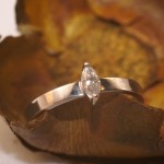 Solitaire diamant navette 0,15 carat